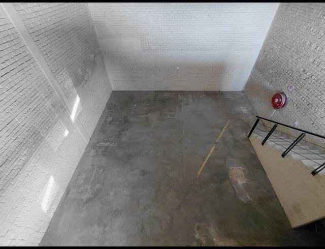 138M² WAREHOUSE TO LET IN POMONA